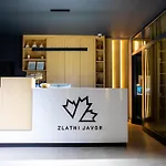 Apartment 505 - Zlatni Javor