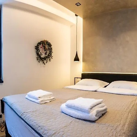 505 - Zlatni Javor * יהורינה